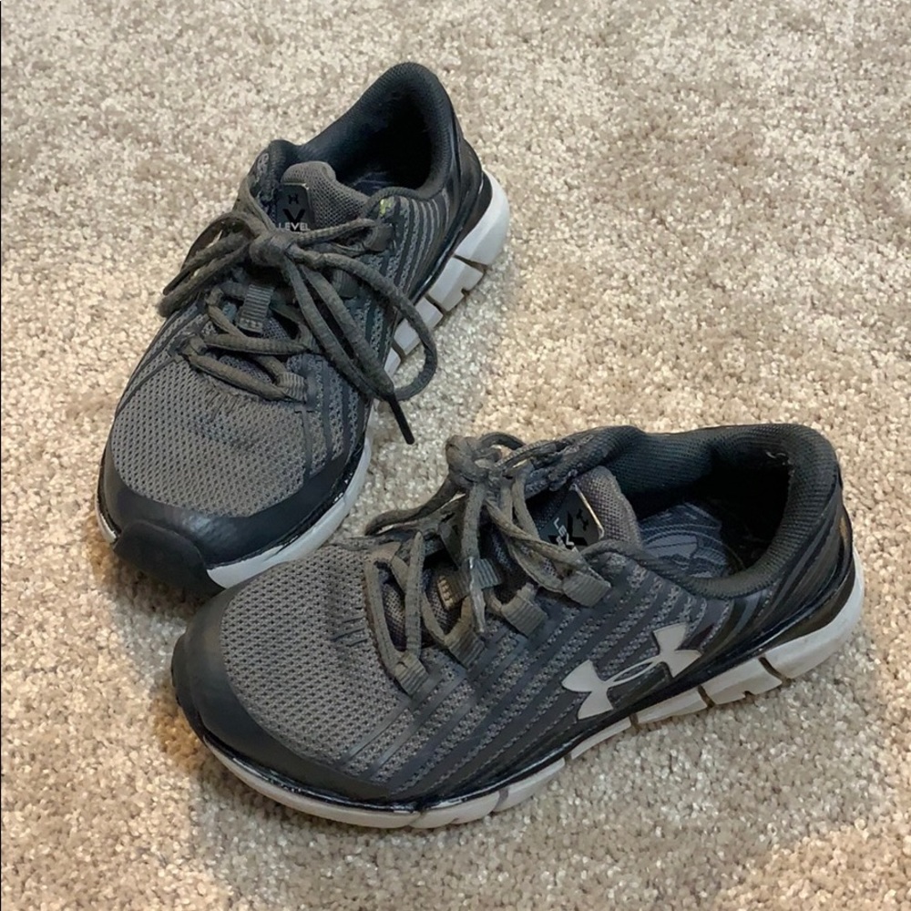 Size 11 Toddler Boys Under Armour Shoes